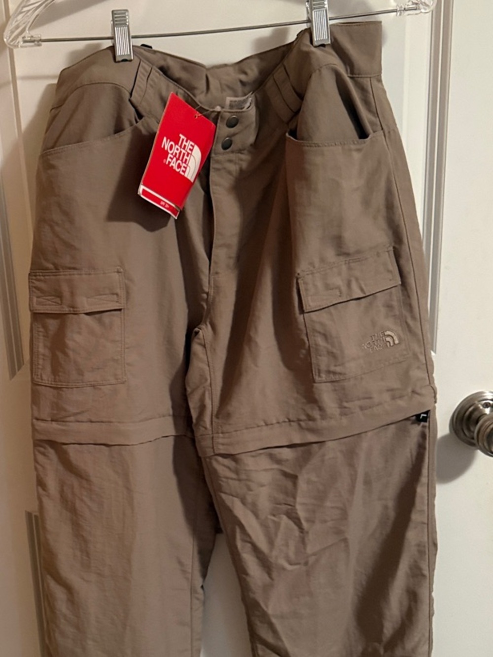The North Face Women’s Cargo Zip-Off Pants - khaki, 14 long